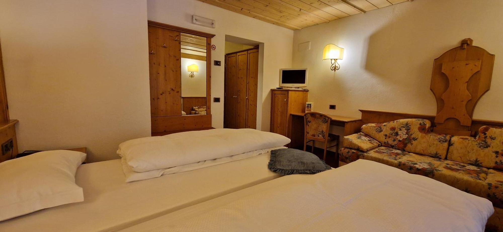 Hotel Roy Malga Ciapela Esterno foto