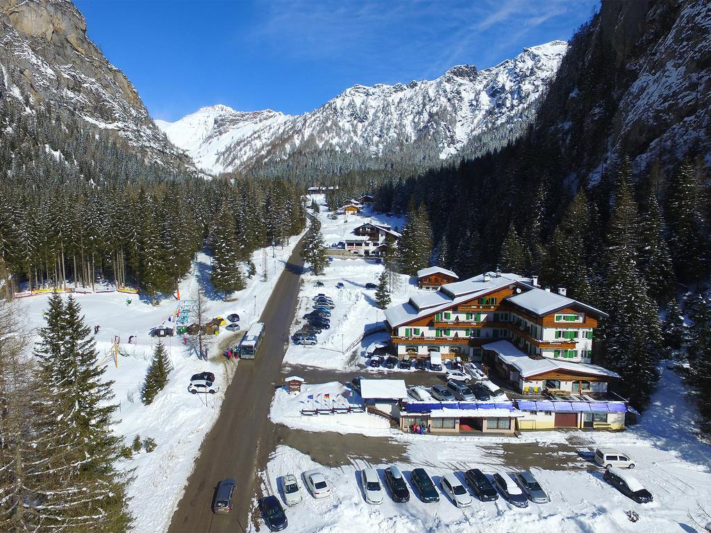 Hotel Roy Malga Ciapela Esterno foto