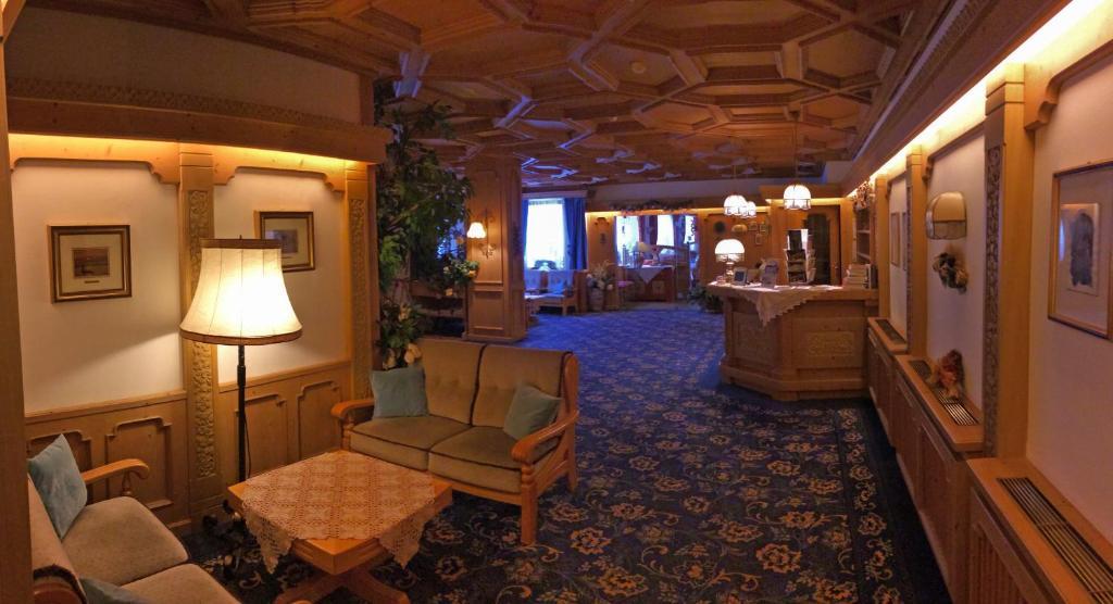 Hotel Roy Malga Ciapela Esterno foto