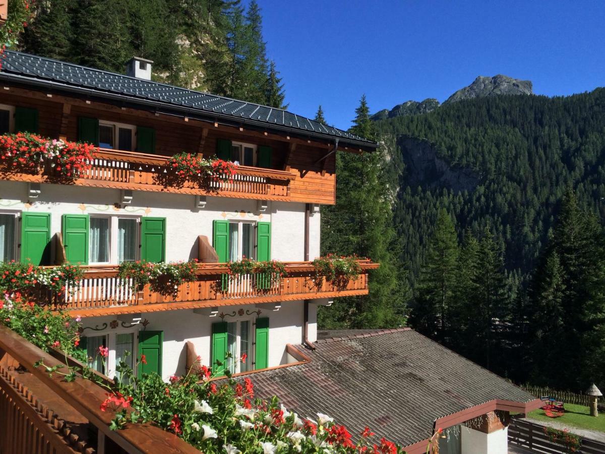 Hotel Roy Malga Ciapela Esterno foto