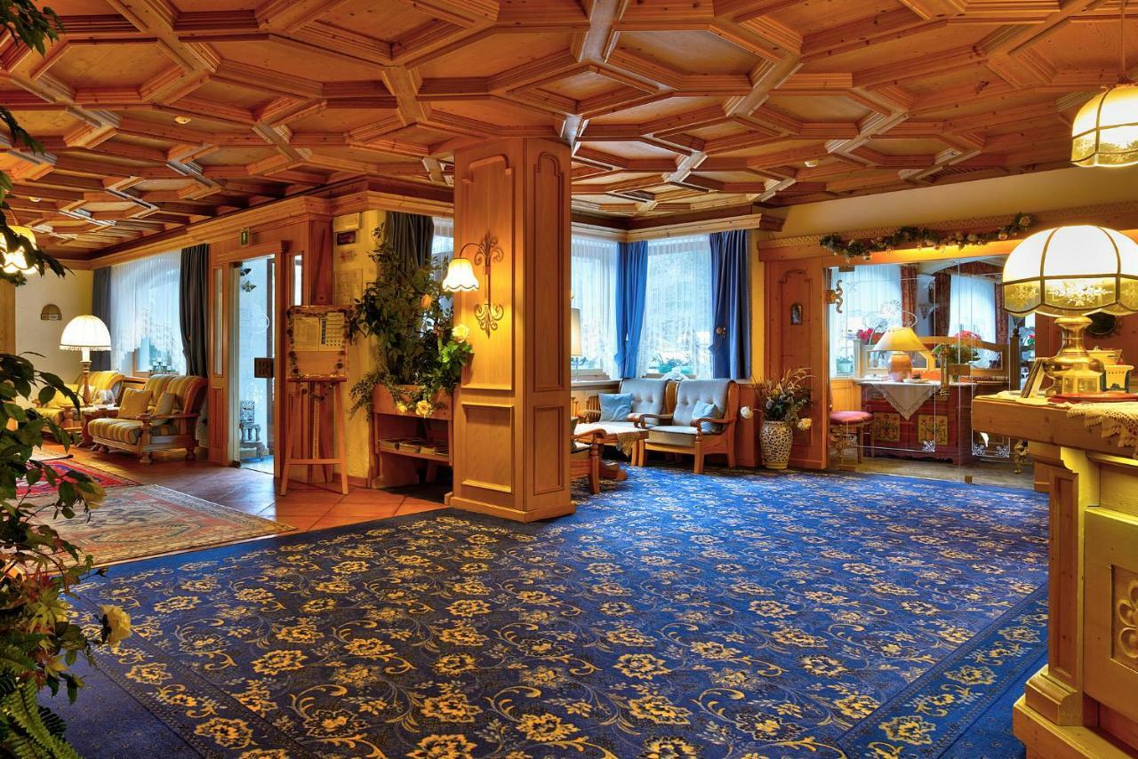 Hotel Roy Malga Ciapela Esterno foto