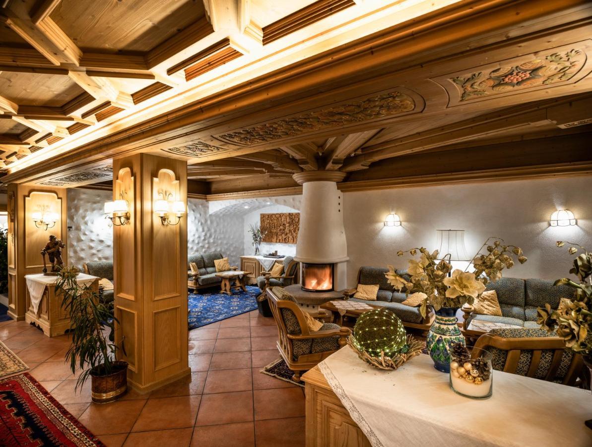 Hotel Roy Malga Ciapela Esterno foto